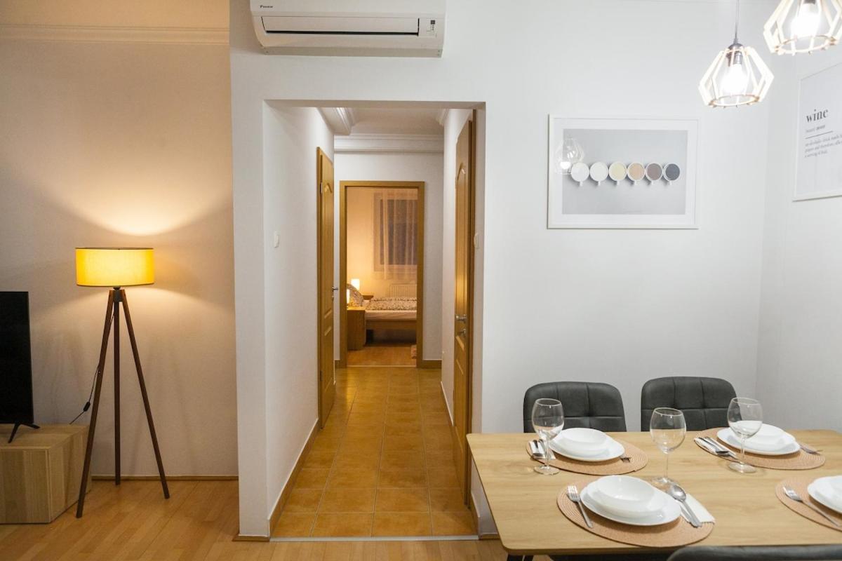 Bao An Center - Free Parking Apartment Budapest